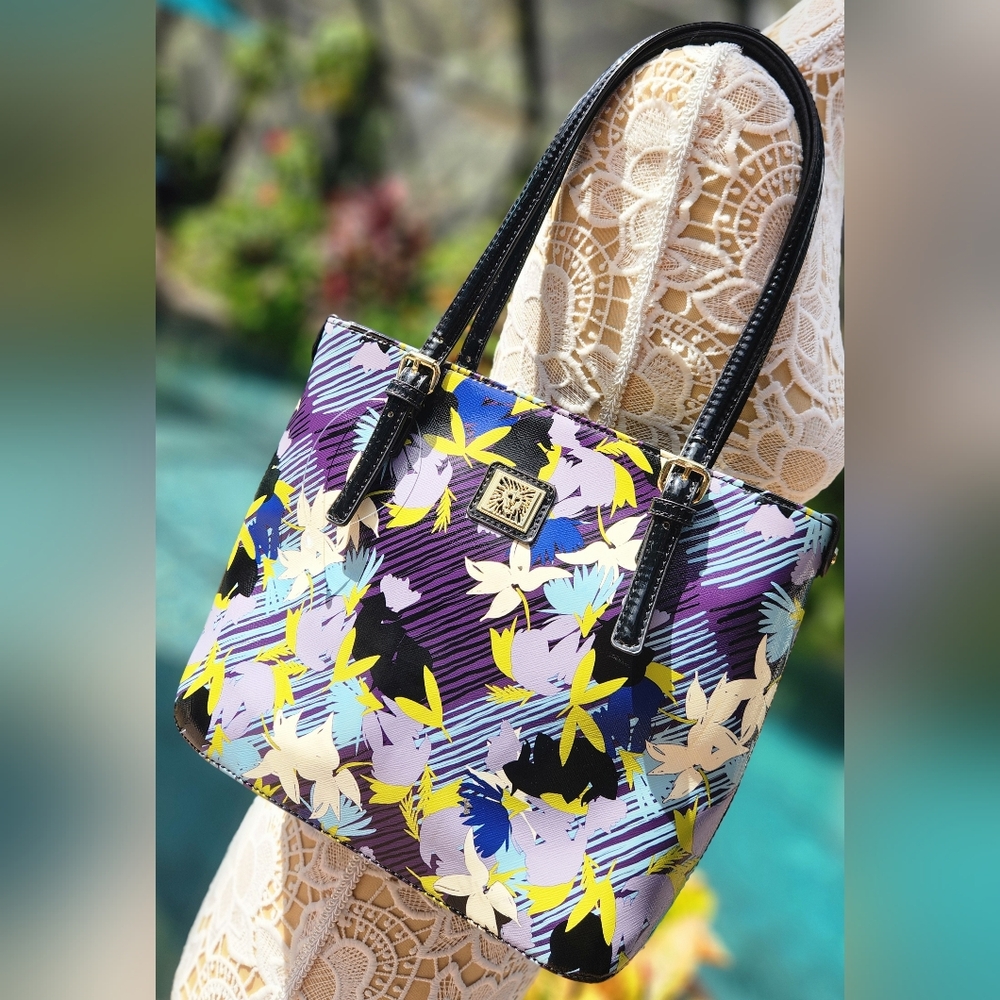 Anne Klein Small Floral Shoulder Tote. NWOT..Gorgeous little tote!